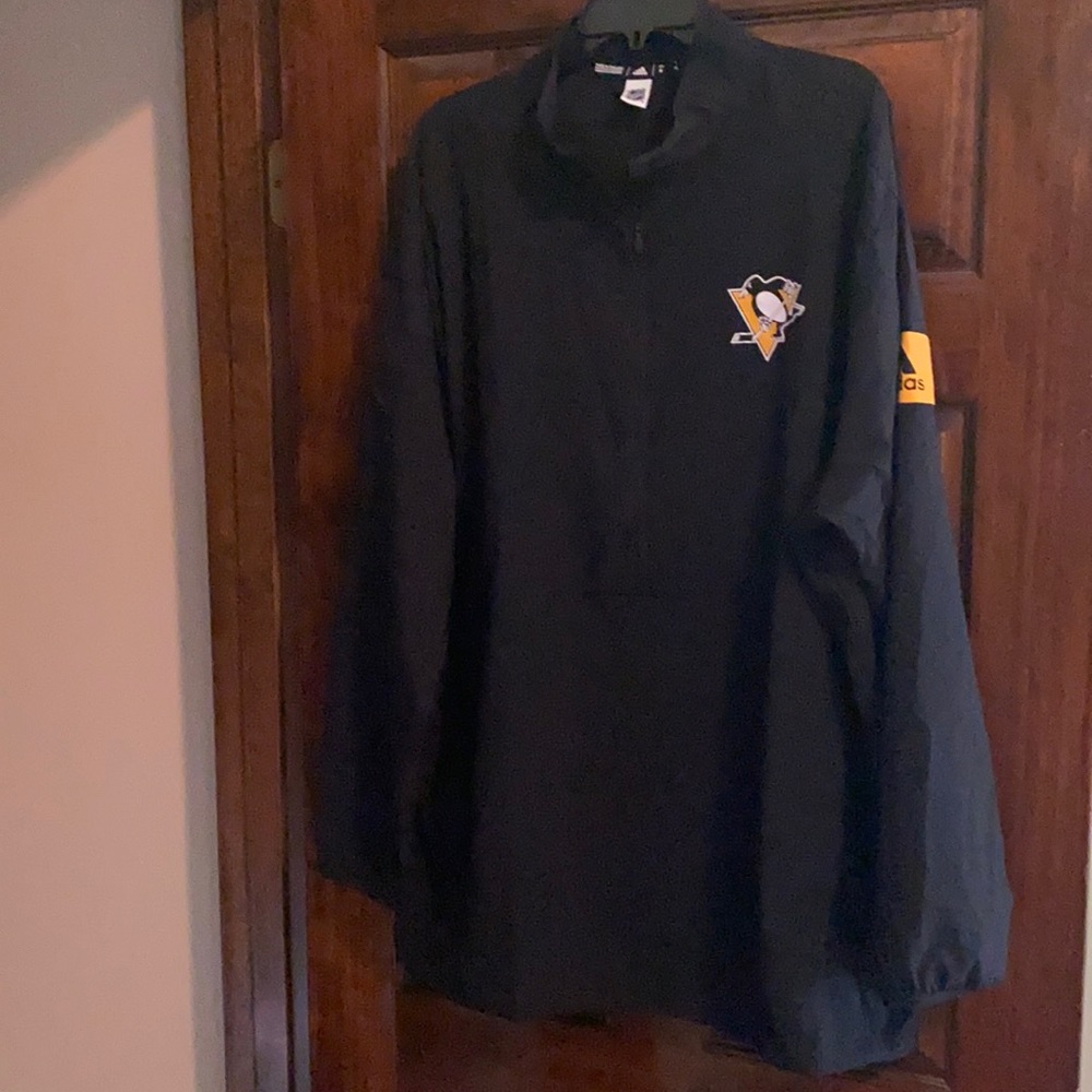 NWOT Adidas Pens 1/2 zip
